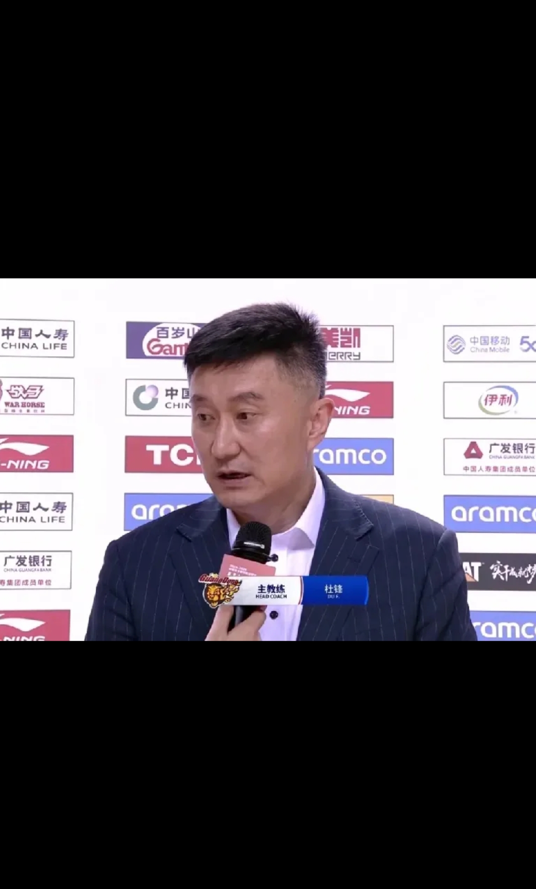 广东宏远队力争夺冠，壮志凌云再战球场的简单介绍