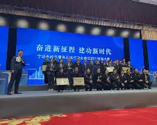 科特布斯队奋勇争先，展现不俗实力